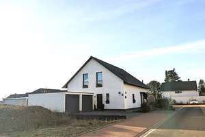 Tolles Einfamilienhaus mit Einliegerwohnung • Ruhige Lage • Erstklassige Ausstattung – Die vollständige Adresse der Immobilie erhältst du vom Anbieter., 52393 Hürtgenwald – Vorschaubild 5