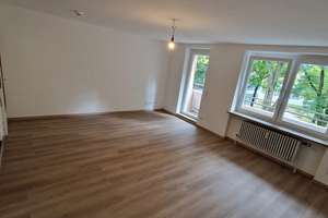 1-Zimmer Wohnung mit Balkon und Garage bei Audi – Die vollständige Adresse der Immobilie erhältst du vom Anbieter., 85057 Nordwest, Ingolstadt – Vorschaubild 1