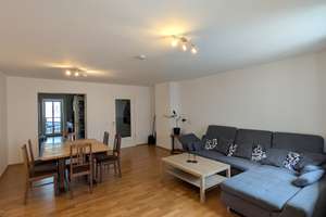 Wohnen mit Charakter: Großzügige 3-Zimmer-Wohnung in der Augsburger Innenstadt – Die vollständige Adresse der Immobilie erhältst du vom Anbieter., 86152 Innenstadt. St. Ulrich-Dom, Augsburg – Vorschaubild 20