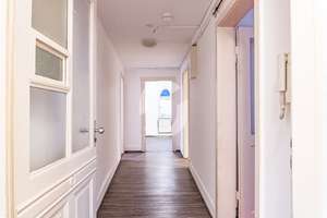  Großzügige Wohnfläche – ideal für Wohngemeinschaften – Die vollständige Adresse der Immobilie erhältst du vom Anbieter., 70372 Cannstatt-Mitte, Stuttgart – Vorschaubild 4