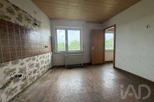 Freistehendes Einfamilienhaus auf schönen Grundstück in Püttlingen-Köllerbach – Die vollständige Adresse der Immobilie erhältst du vom Anbieter., 66346 Püttlingen – Vorschaubild 9