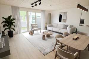 Modernes 5,5-Zimmer-Reihenmittelhaus mit Garten in Reutlingen – Elsa-Brändström-Straße 21, 72762 Reutlingen-Mitte, Reutlingen – Vorschaubild 2