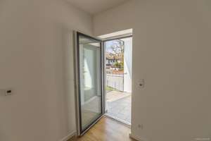 RE/MAX - RHM in modernem Stil! – Die vollständige Adresse der Immobilie erhältst du vom Anbieter., 81827 Waldtrudering, München – Vorschaubild 19