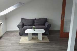 Gemütliche 2 Zimmer Dachgeschosswohnung im Herzen von Bonn – Kölnstraße 59, 53111 Bonn-Zentrum, Bonn – Vorschaubild 3