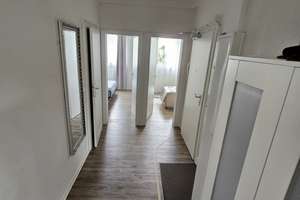 Drei Zimmer in Leuben: Wohnung mit praktischem Grundriss – Die vollständige Adresse der Immobilie erhältst du vom Anbieter., 1257 Leuben (Stadtteil), Dresden – Vorschaubild 3