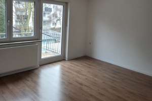 Geräumiges 4-Zimmer Haus in Augsburg-Haunstetten, Reihenmittelaus  mit Garage und Stellplatz – Die vollständige Adresse der Immobilie erhältst du vom Anbieter., 86179 Haunstetten-Süd, Augsburg – Vorschaubild 7