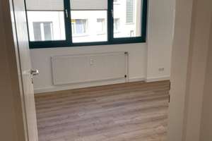 Lichtdurchflutete 3-Zimmer Wohnung 2.OG
im Dellviertel von Duisburg CITY – Salvatorweg 22, 47051 Dellviertel, Duisburg – Vorschaubild 12