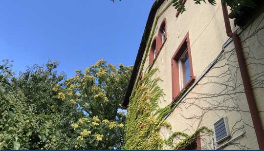 Bild von Charmantes Anwesen - mit großem 
Bauplatz