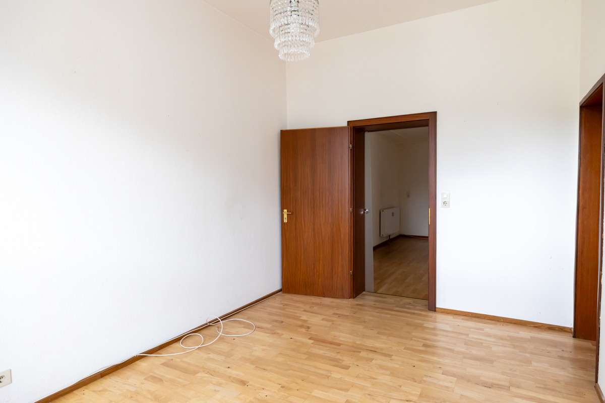 Immobilie in Ganderkesee - *** RIESIGE WOHNUNG - eigener DACHBODEN - eigener KELLER - eigenes TREPPENHAUS - DACHTERRASSE *** - Bild 13
