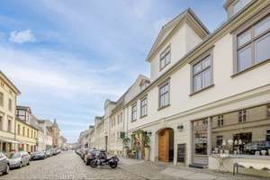 Möblierte und charmante Altbauwohnung