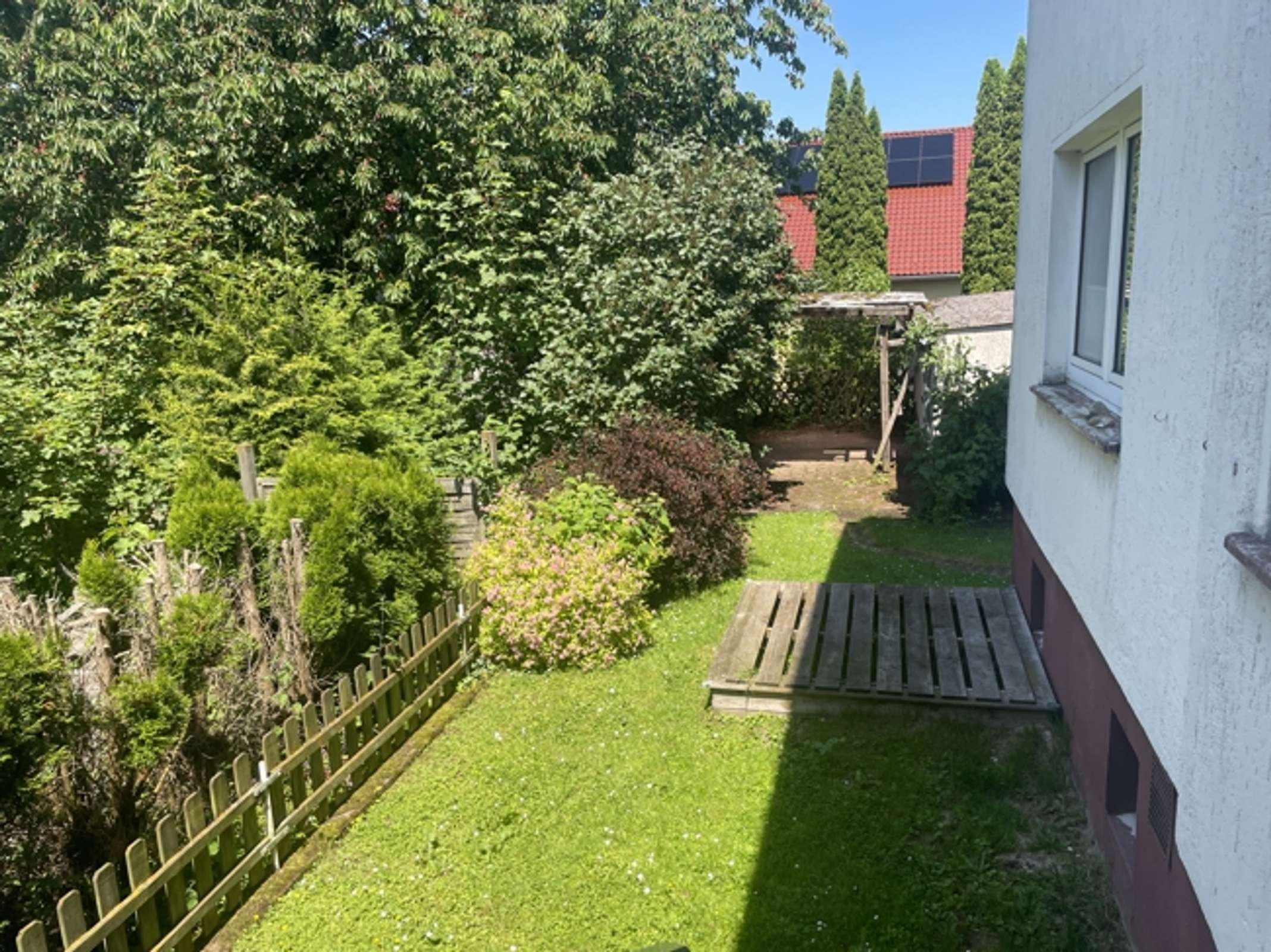 Einfamilienhaus mit Altbaucharme in ruhiger Lage nahe Adelebsen – großzügig und teilmodernisiert
