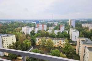 Neu sanierte 3 Zi.-ETW mit Balkon und Weitblick - Nähe Messe / Wohnung mieten