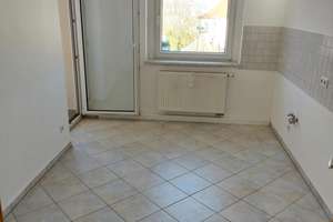 Top Grundriss!  Schöne 3-R-Whg 3.OG Wanne Loggia! – Pennricher Straße 6, 1157 Cotta (Stadtteil), Dresden – Vorschaubild 4