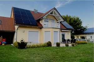 *** Platz für die ganze Familie *** Schönes Haus in bester Lage, attraktive Raumaufteilung. – Unterfeldstraße 48, 86554 Aichach-Friedberg (Kreis) – Vorschaubild 2
