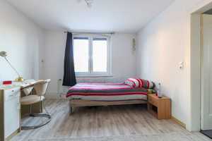 Umfassend modernisiert: Teilvermietetes Zweifamilienhaus mit traumhaftem Grundstück in Heßlingen – Hameln-Pyrmont (Kreis) – Vorschaubild 15
