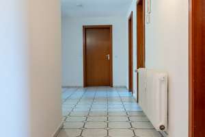 Schöne & teilmöblierte 4-Zimmer-Wohnung in Reutlingen-Ohmenhausen – Die vollständige Adresse der Immobilie erhältst du vom Anbieter., 72770 Ohmenhausen, Reutlingen – Vorschaubild 13
