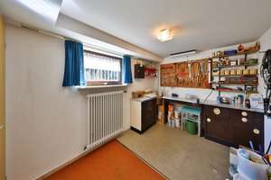 Gepflegtes Einfamilienhaus mit viel Platz in Nürnberg-Altenfurt – Die vollständige Adresse der Immobilie erhältst du vom Anbieter., 90475 Altenfurt, Moorenbrunn, Nürnberg – Vorschaubild 19