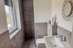 Ihr Traumhaus wartet: Hochwertiges Neubau-Reihenendhaus mit Garten und Terrasse – Quellhorststrasse 26c, 27374 Rotenburg (Wümme) (Kreis) – Vorschaubild 12