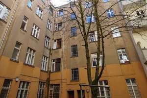 2-Zimmer-Wohnung mit Loggia in Berlin-Charlottenburg - Solide Kapitalanlage – Kaiserin Augusta Allee 29, 10553 Moabit, Berlin – Vorschaubild 3