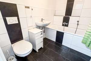 Kürzlich renovierte 3-Zimmer-Wohnung in zentraler Lage von Bremerhaven – Die vollständige Adresse der Immobilie erhältst du vom Anbieter., 27580 Lehe, Bremerhaven – Vorschaubild 7