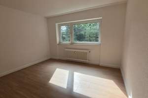 RS-Lüttringhausen 3 -Zi.-Wohnung im 1. OG mit sonnigem Balkon – Die vollständige Adresse der Immobilie erhältst du vom Anbieter., 42899 Schmittenbusch, Remscheid – Vorschaubild 3