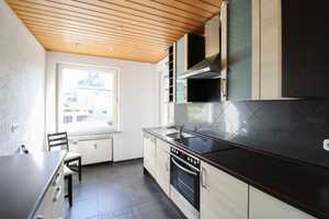 Zweifamilienhaus in Weilburg mit großzügiger Erdgeschosswohnung, Garten und Potenzial im UG – Limburg-Weilburg (Kreis) – Vorschaubild 5