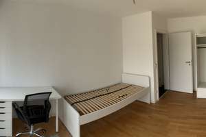 ! Nur an Studenten! Erstbezug 2-Zimmer-Whg mit Süd-Terrasse gegenüber der OTH/Uni