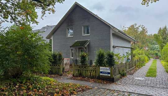 Bild von Einfamilienhaus in 22395 Hamburg - Bergstedt