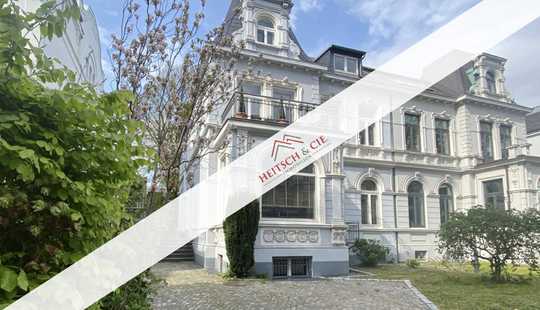 Bild von Jugendstilvilla an der Elbchaussee zu verkaufen! Ideal als Firmensitz mit Einliegerwohnung!