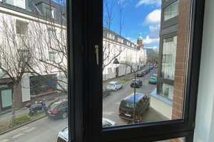 Premium-Apartment mit Bad, Küche, großem Sonnen-Balkon und TG-Stellplatz in zentraler & ruhiger Lage – Marbacher Straße 17, 40597 Düsseldorf – Vorschaubild 10