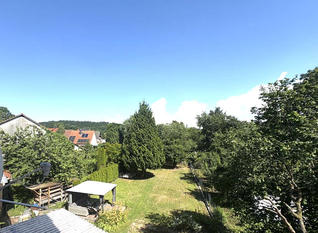 Immobilie in Otzberg - Charmantes Einfamilienhaus plus Nebengebäude auf 950 m² Traum-Grundstück. - Bild 2