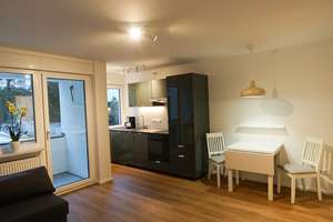 !! Kernsaniert !! 2-Zimmer Wohnung mit Balkon in Schwabing-West – Leonhard-Frank-Straße 5, 80796 Am Luitpoldpark, München – Vorschaubild 1