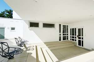 VON POLL - FRIEDRICHSDORF: Exklusive Bauhaus-Villa - Wohnen und Arbeiten mit Blick auf den Hardtwald – Die vollständige Adresse der Immobilie erhältst du vom Anbieter., 61381 Friedrichsdorf – Vorschaubild 19