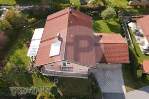 REPRÄSENTATIVES EINFAMILIENHAUS  – Die vollständige Adresse der Immobilie erhältst du vom Anbieter., 94259 Kirchberg im Wald – Vorschaubild 4