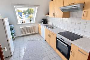 Wohnung in zentraler, ruhiger Lage mit Balkon und Garage (RÖMBKE IMMOBILIEN KG) – 24534 Stadtmitte, Neumünster – Vorschaubild 7