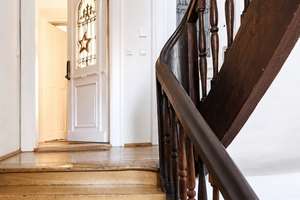 Schicke Altbau Wohnung mit Parkett und Balkon zum ruhigen Innenhof - mitten im Glockenbachviertel – Die vollständige Adresse der Immobilie erhältst du vom Anbieter., 80469 Gärtnerplatz, München – Vorschaubild 4