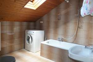 1 Zimmer Dachgeschosswohnung mit ca. 37m² Wohnfläche mit Küche und Bad. – 64569 Nauheim – Vorschaubild 6