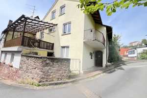 Attraktives Mehrfamilienhaus mit 9 Wohneinheiten und Lagerflächen im Herzen von Werbach-Gamburg – Main-Tauber-Kreis – Vorschaubild 1