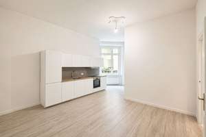 Sanierte Erdgeschosswohnung mit Einbauküche in Berlin-Osloer Straße – Osloer Straße 126, 13359 Gesundbrunnen, Berlin – Vorschaubild 2