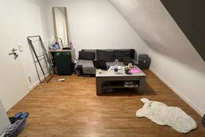 Helle 2-Zimmer-Wohnung im 4. OG in Düsseldorf-Heerdt Telefonnummer 015754146298 – Heerdter landstr 36, 40549 Heerdt, Düsseldorf – Vorschaubild 3