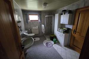 Freistehendes Familienhaus mit großem Garten und traumhaftem Eifelblick – Die vollständige Adresse der Immobilie erhältst du vom Anbieter., 53945 Blankenheim – Vorschaubild 17