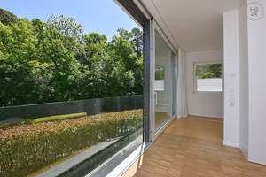 Modern möblierte Wohnung mit großer Fensterfront und Blick ins Grüne in Stuttgart Weilimdorf – Die vollständige Adresse der Immobilie erhältst du vom Anbieter., 70499 Weilimdorf (Ortsteil), Stuttgart – Vorschaubild 13