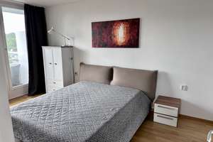 Exklusive 2-Zimmer-Wohnung an der Grenze zwischen Bogenhausen und Englschalking - Vollmöbiliert – Stolzingstraße 21, 81927 Englschalking, München – Vorschaubild 5