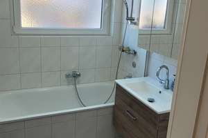 Kernsaniertes Penthouse mit Dachterrasse, EBK und Fußbodenheizung in Sachsenhausen – Tucholskystr. 79, 60598 Sachsenhausen-Süd, Frankfurt am Main – Vorschaubild 13