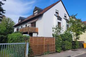 Ruhig in 6-Familienhaus in Hochzoll-Nord gelegen. Gepflegt - zur Kapitalanlage! – Die vollständige Adresse der Immobilie erhältst du vom Anbieter., 86163 Hochzoll-Nord, Augsburg – Vorschaubild 1