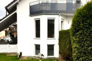 Gedern-Wenings: Sehr gepflegtes 2 FH mit ELW, Pool, Carport und großem Garten! – Wetteraukreis – Vorschaubild 1