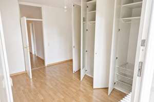 Naturnahe 3-Zimmer-Wohnung mit großem Balkon in Kronberg – Auf der Heide 6, 61476 Kronberg im Taunus – Vorschaubild 5