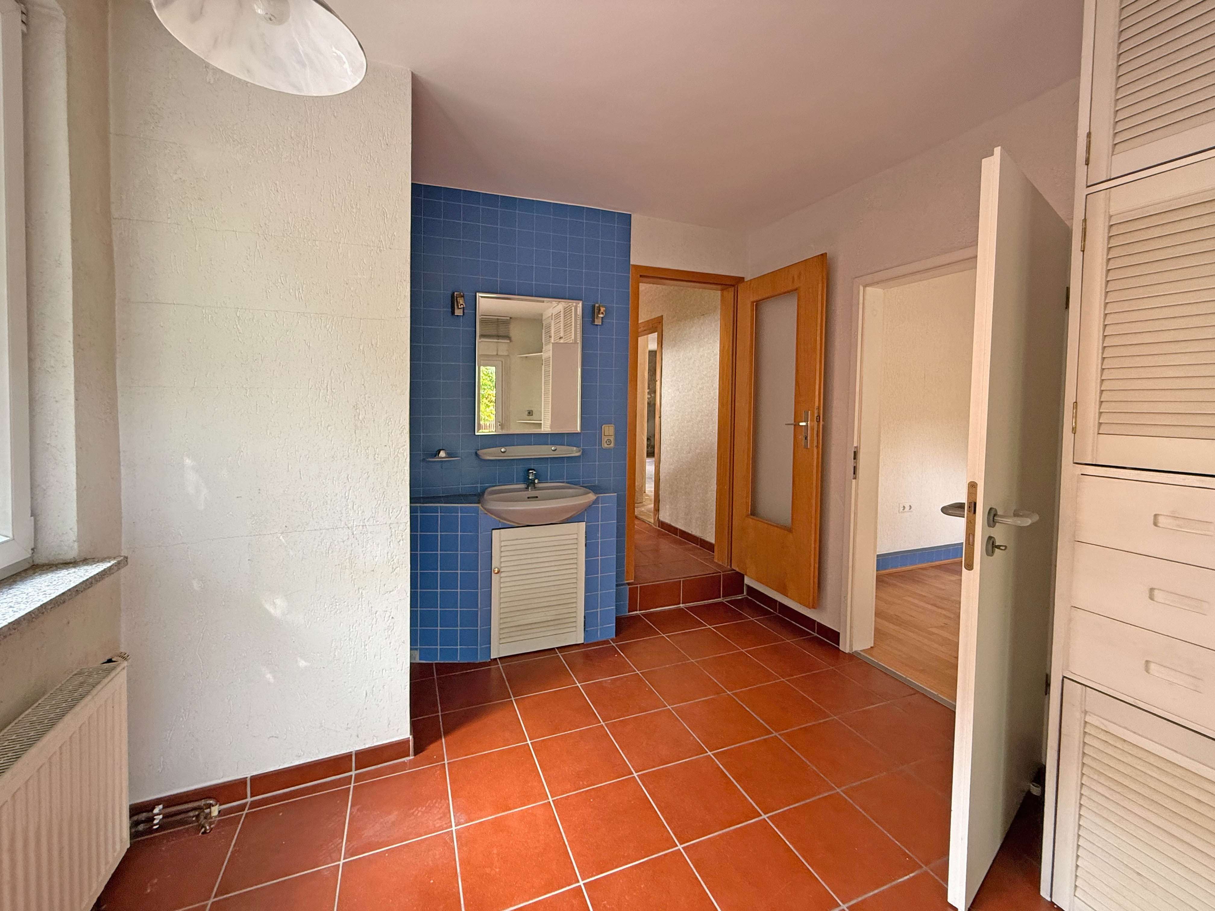 Immobilie in Hainburg - Charmantes Einfamilienhaus mit viel Potenzial - ideal für Familien und kreative Gestalter - Bild 8