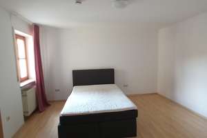2 Zimmer-Wohnung mit 76 Quadratmetern und Balkon in Garching an der Alz. – Nikolausstr. 5c, 84518 Garching an der Alz – Vorschaubild 2