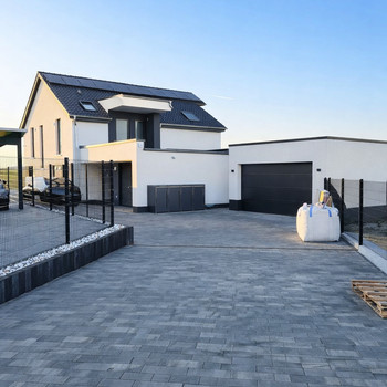 Exklusives Einfamilienhaus in Kolkwitz mit Filetgrundstück